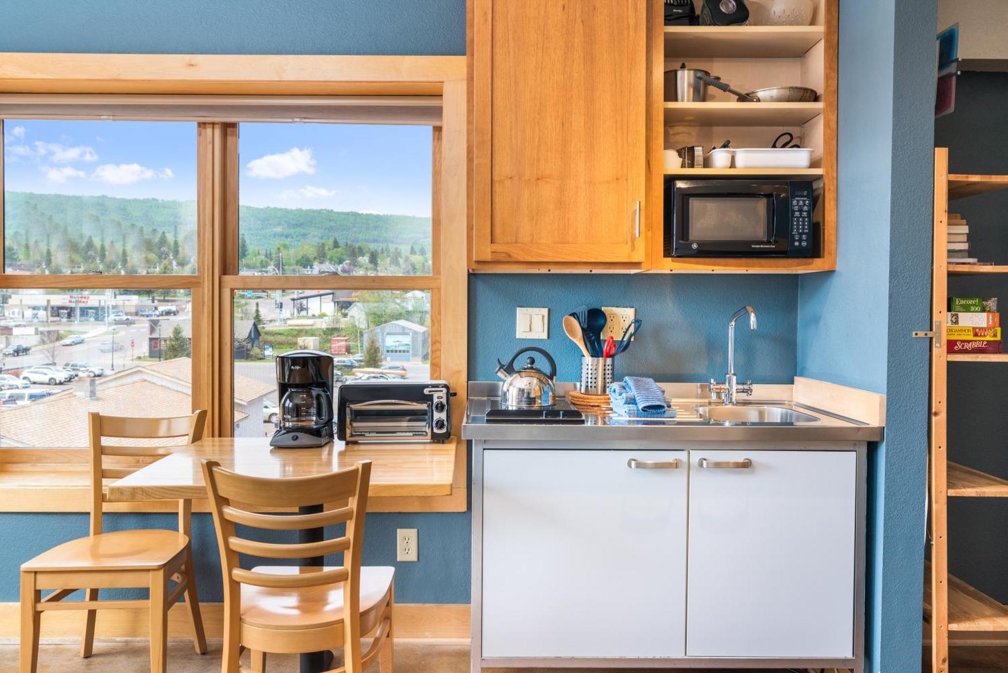 East Bay Suites Grand Marais Εξωτερικό φωτογραφία