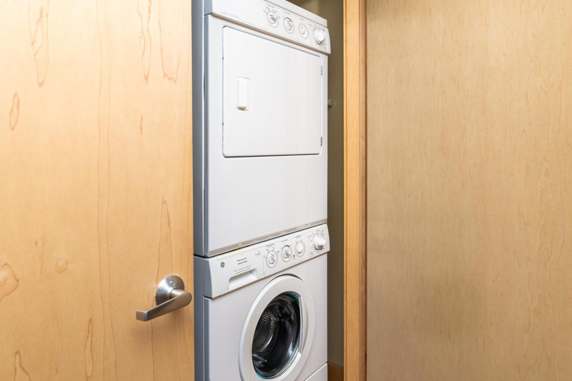 East Bay Suites Grand Marais Εξωτερικό φωτογραφία