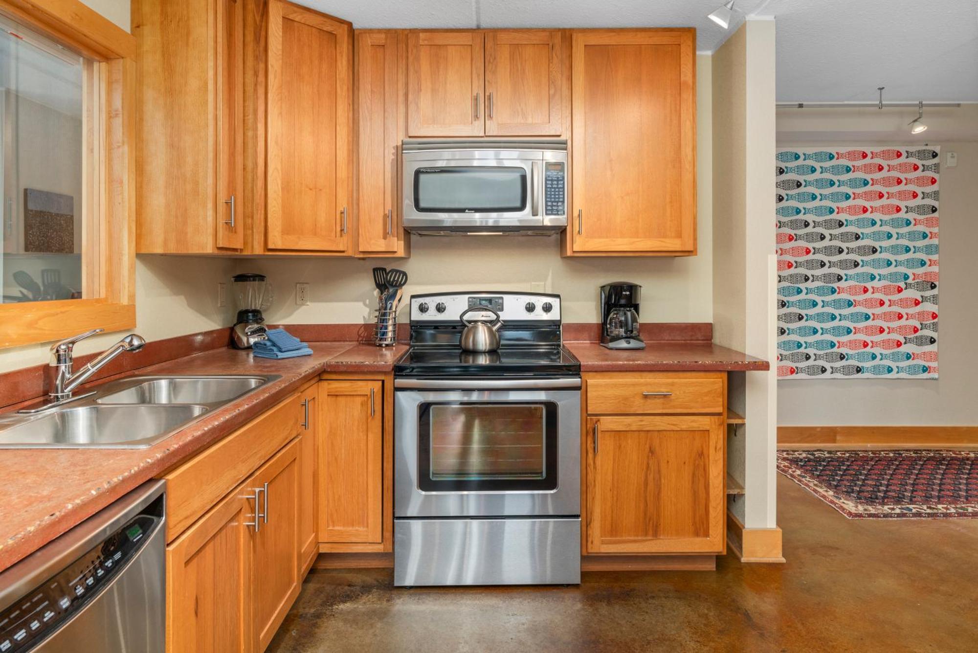East Bay Suites Grand Marais Εξωτερικό φωτογραφία
